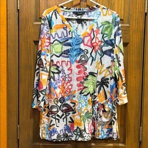 Ali Miles Colorful Abstract Tunic Top $38.00. Size medium